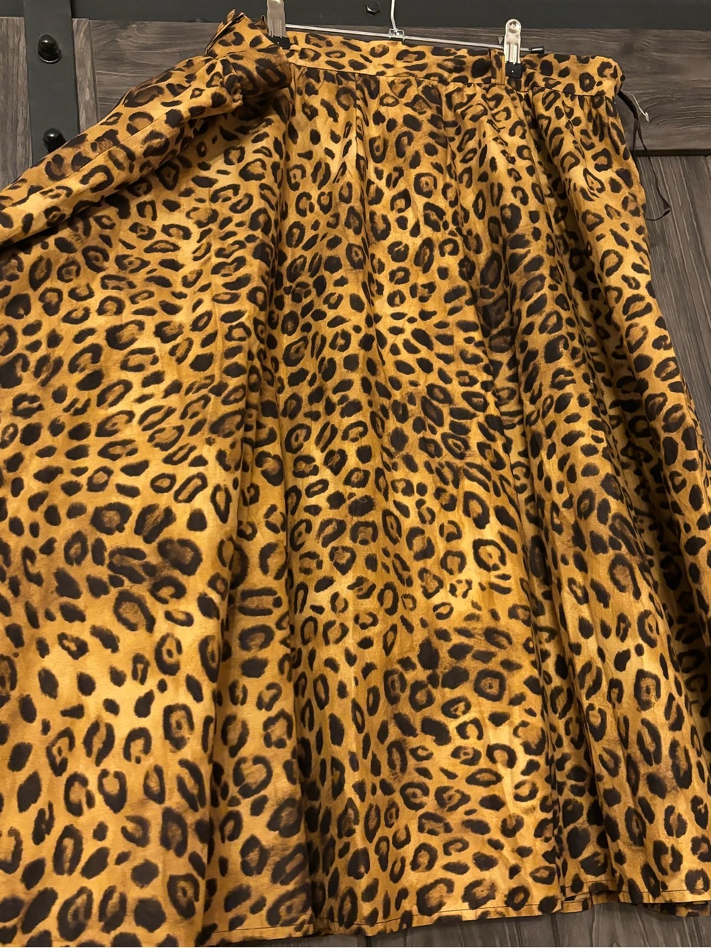 Jones New York Signature Woman Animal print A-line Midi skirt, NWOT, sz 20W